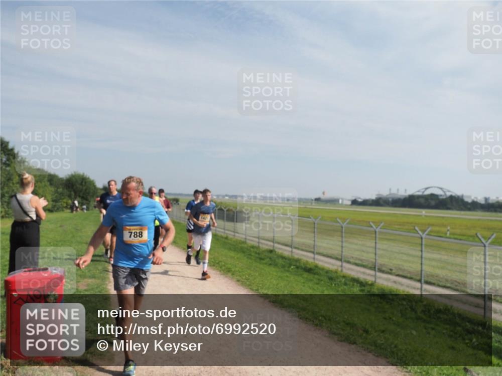 08.09.2024 - Airport Race Miley Keyser http://msf.ph/oto/6992520 08.09.2024 12:12:29 Laufen OLYMPUS, DIGITAL, CAMERA meine-sportfotos.de