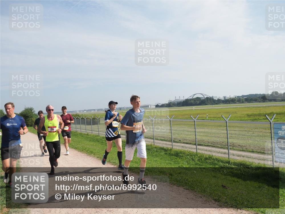 08.09.2024 - Airport Race Miley Keyser http://msf.ph/oto/6992540 08.09.2024 12:12:31 Laufen OLYMPUS, DIGITAL, CAMERA meine-sportfotos.de