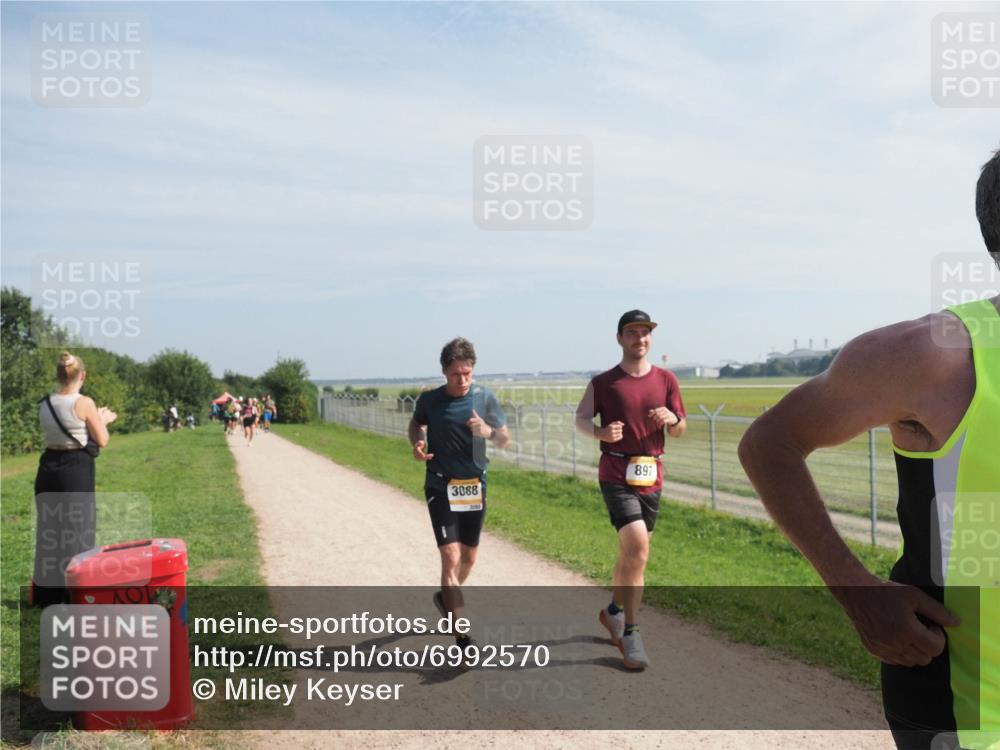 08.09.2024 - Airport Race Miley Keyser http://msf.ph/oto/6992570 08.09.2024 12:12:33 Laufen OLYMPUS, DIGITAL, CAMERA meine-sportfotos.de