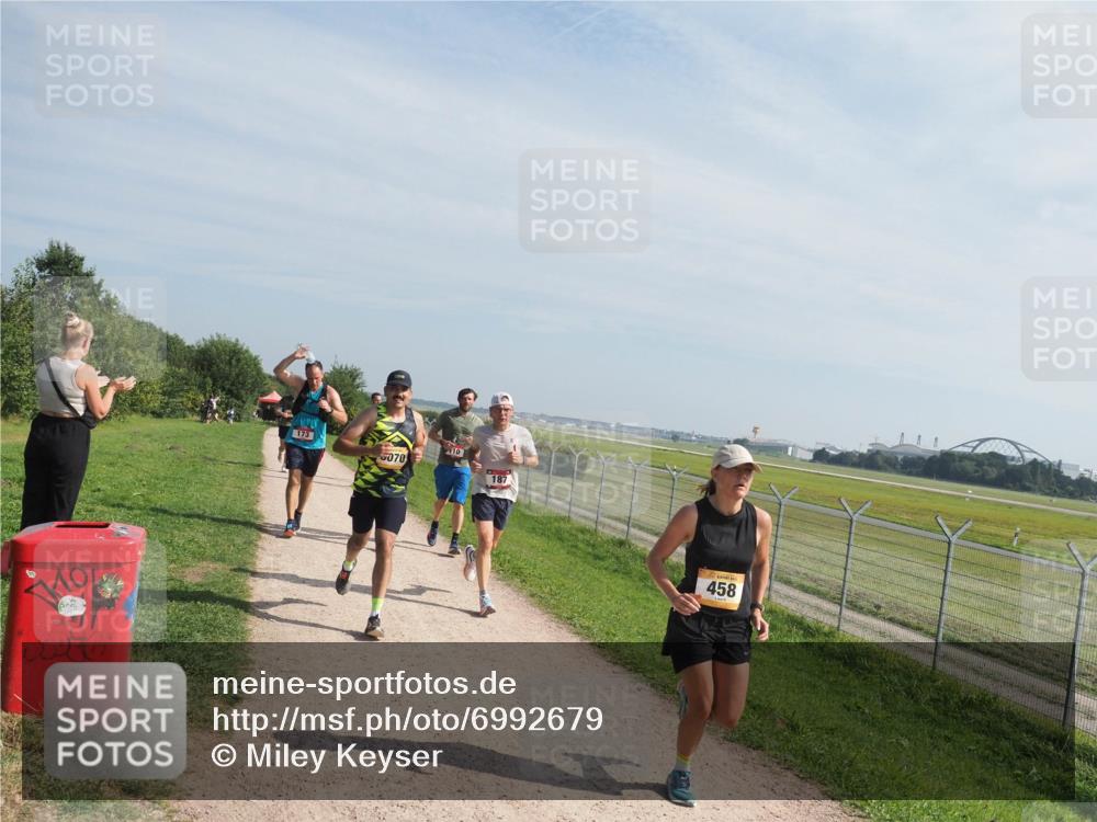 08.09.2024 - Airport Race Miley Keyser http://msf.ph/oto/6992679 08.09.2024 12:12:45 Laufen OLYMPUS, DIGITAL, CAMERA meine-sportfotos.de