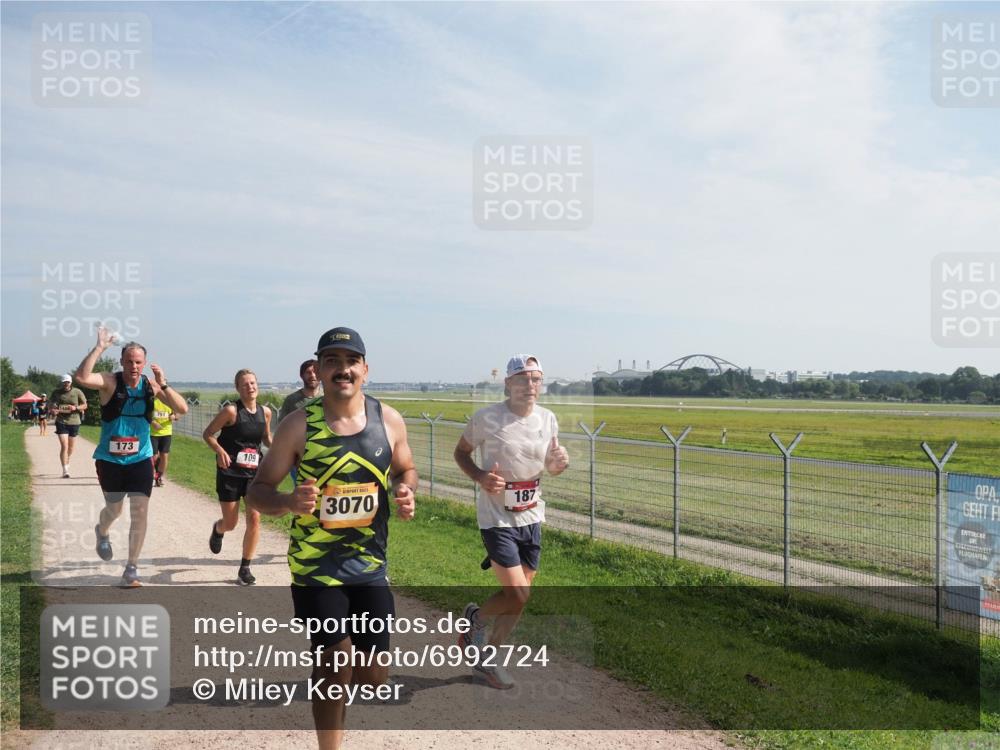 08.09.2024 - Airport Race Miley Keyser http://msf.ph/oto/6992724 08.09.2024 12:12:46 Laufen OLYMPUS, DIGITAL, CAMERA meine-sportfotos.de