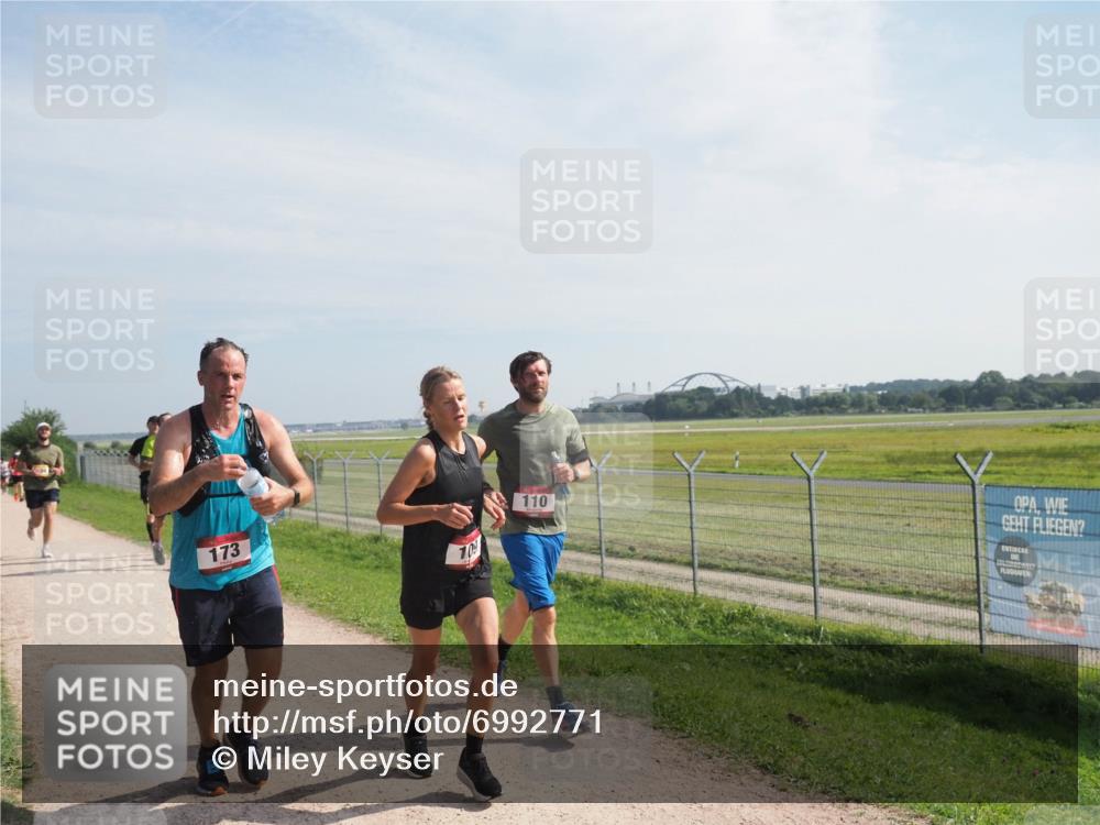 08.09.2024 - Airport Race Miley Keyser http://msf.ph/oto/6992771 08.09.2024 12:12:47 Laufen OLYMPUS, DIGITAL, CAMERA meine-sportfotos.de