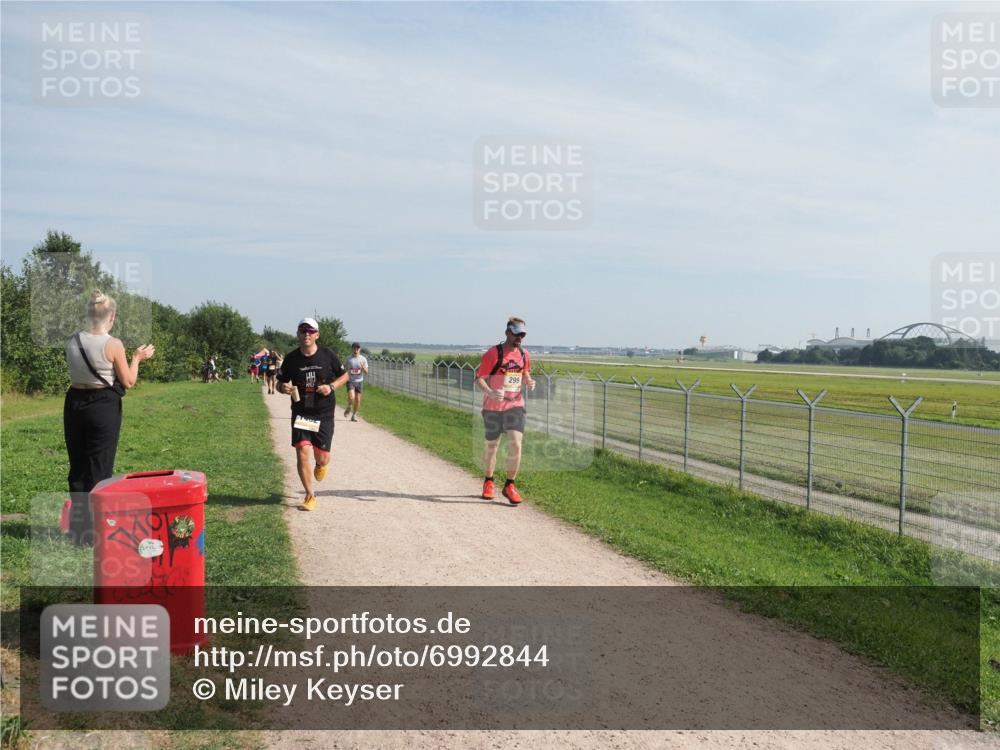 08.09.2024 - Airport Race Miley Keyser http://msf.ph/oto/6992844 08.09.2024 12:13:00 Laufen OLYMPUS, DIGITAL, CAMERA meine-sportfotos.de