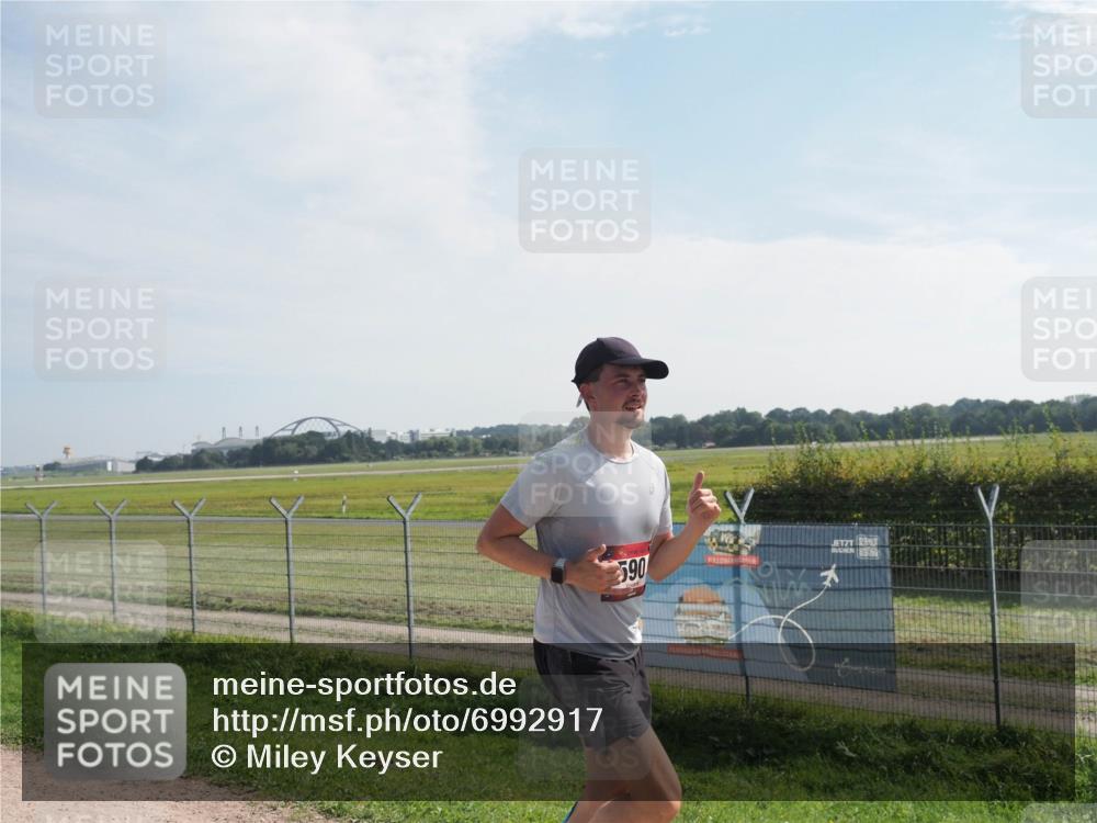 08.09.2024 - Airport Race Miley Keyser http://msf.ph/oto/6992917 08.09.2024 12:13:07 Laufen OLYMPUS, DIGITAL, CAMERA meine-sportfotos.de