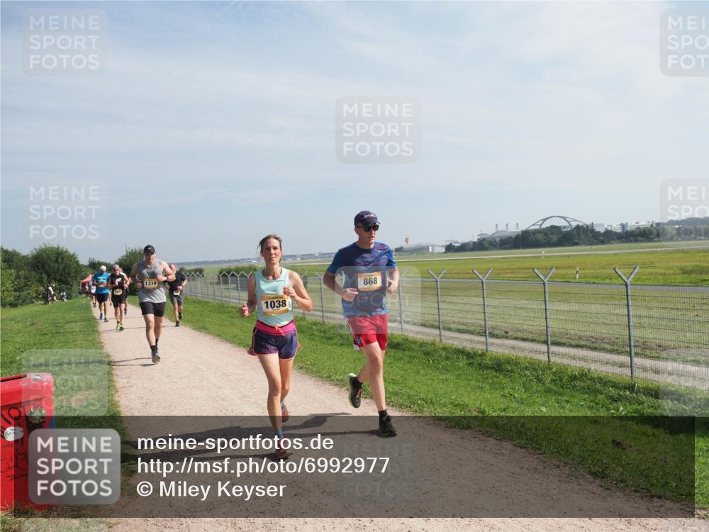 08.09.2024 - Airport Race Miley Keyser http://msf.ph/oto/6992977 08.09.2024 12:13:16 Laufen OLYMPUS, DIGITAL, CAMERA meine-sportfotos.de