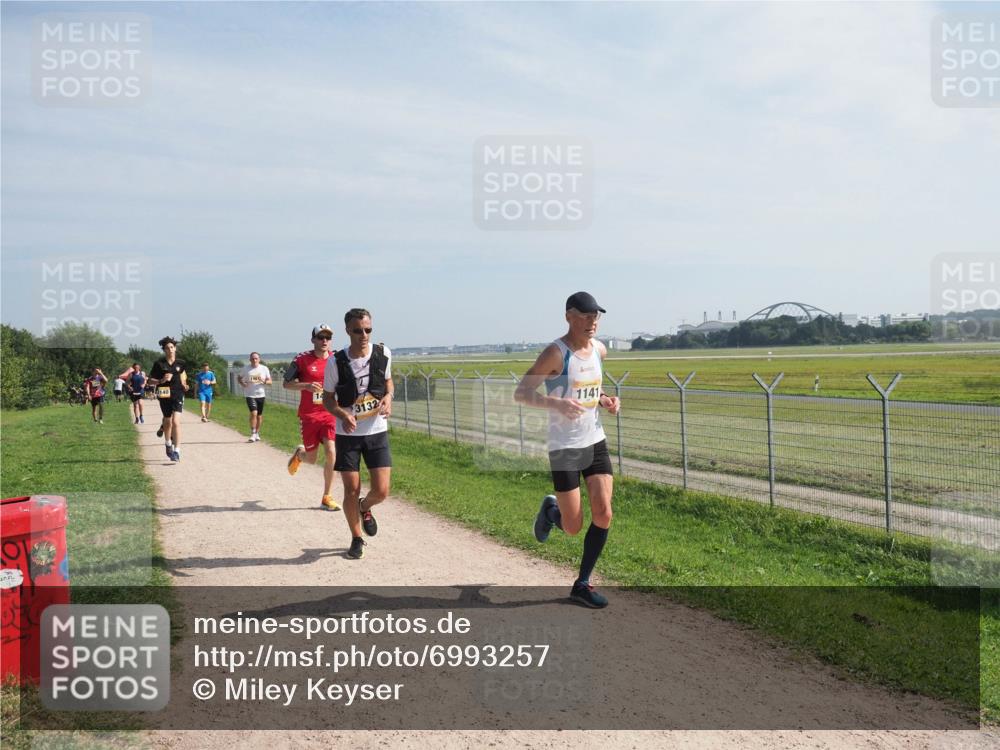 08.09.2024 - Airport Race Miley Keyser http://msf.ph/oto/6993257 08.09.2024 12:13:44 Laufen OLYMPUS, DIGITAL, CAMERA meine-sportfotos.de