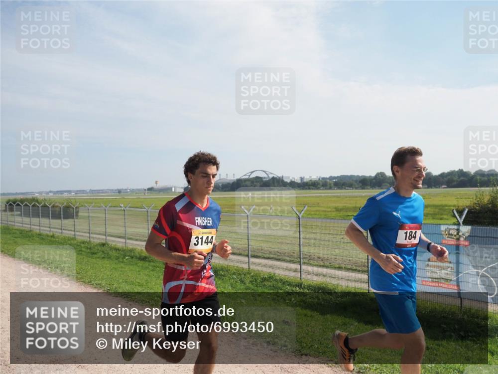 08.09.2024 - Airport Race Miley Keyser http://msf.ph/oto/6993450 08.09.2024 12:13:58 Laufen OLYMPUS, DIGITAL, CAMERA meine-sportfotos.de