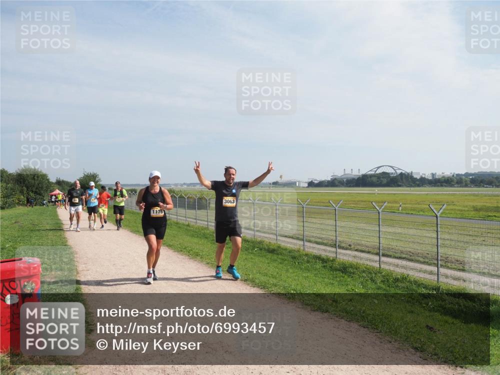 08.09.2024 - Airport Race Miley Keyser http://msf.ph/oto/6993457 08.09.2024 12:14:01 Laufen OLYMPUS, DIGITAL, CAMERA meine-sportfotos.de