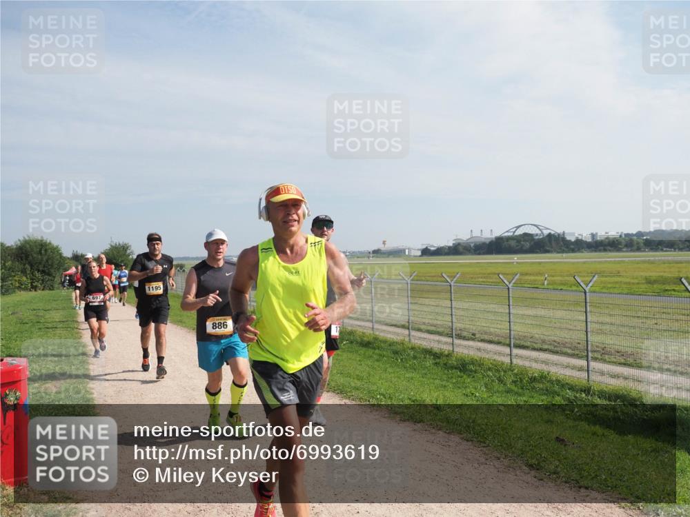08.09.2024 - Airport Race Miley Keyser http://msf.ph/oto/6993619 08.09.2024 12:14:18 Laufen OLYMPUS, DIGITAL, CAMERA meine-sportfotos.de