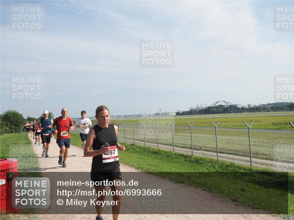 08.09.2024 - Airport Race Miley Keyser http://msf.ph/oto/6993666 08.09.2024 12:14:21 Laufen OLYMPUS, DIGITAL, CAMERA meine-sportfotos.de
