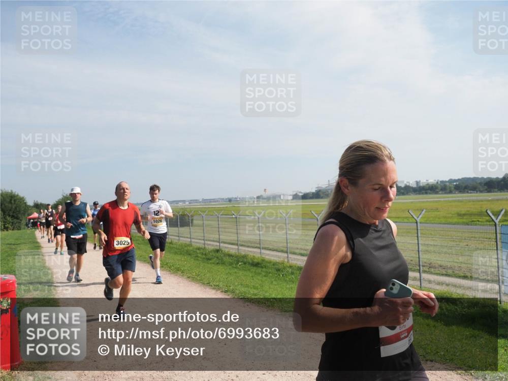 08.09.2024 - Airport Race Miley Keyser http://msf.ph/oto/6993683 08.09.2024 12:14:21 Laufen OLYMPUS, DIGITAL, CAMERA meine-sportfotos.de
