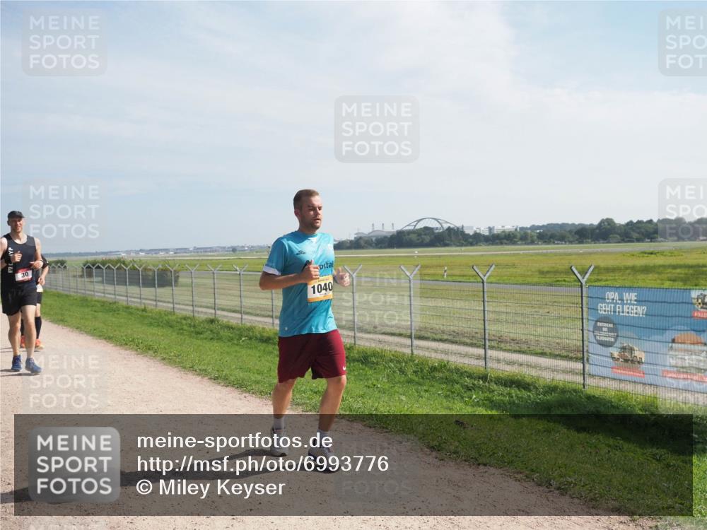 08.09.2024 - Airport Race Miley Keyser http://msf.ph/oto/6993776 08.09.2024 12:14:27 Laufen OLYMPUS, DIGITAL, CAMERA meine-sportfotos.de