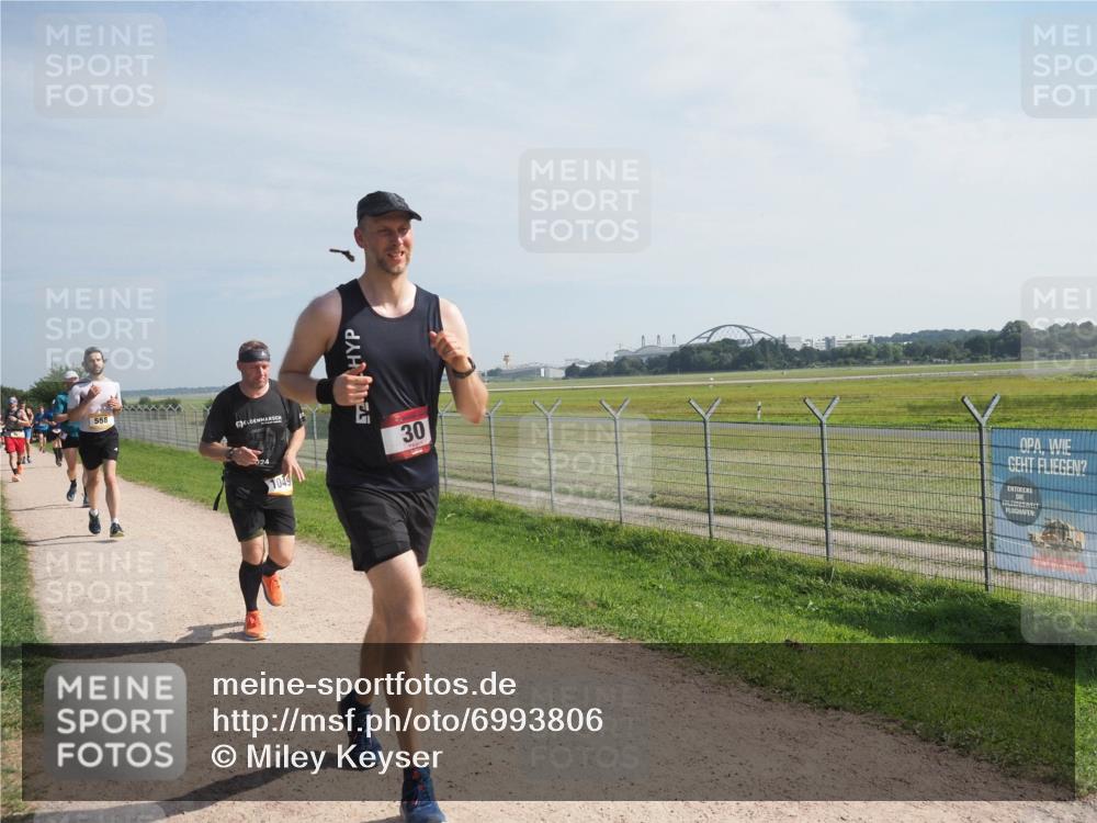 08.09.2024 - Airport Race Miley Keyser http://msf.ph/oto/6993806 08.09.2024 12:14:29 Laufen OLYMPUS, DIGITAL, CAMERA meine-sportfotos.de