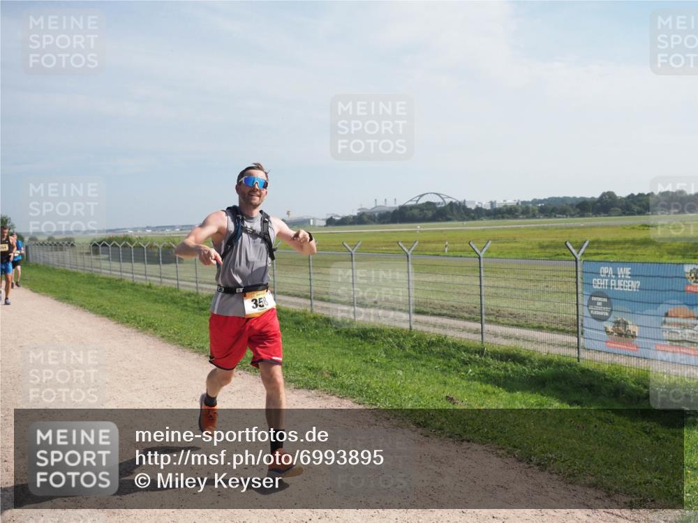 08.09.2024 - Airport Race Miley Keyser http://msf.ph/oto/6993895 08.09.2024 12:14:36 Laufen OLYMPUS, DIGITAL, CAMERA meine-sportfotos.de