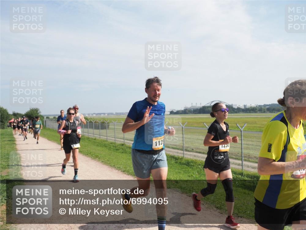 08.09.2024 - Airport Race Miley Keyser http://msf.ph/oto/6994095 08.09.2024 12:14:54 Laufen OLYMPUS, DIGITAL, CAMERA meine-sportfotos.de