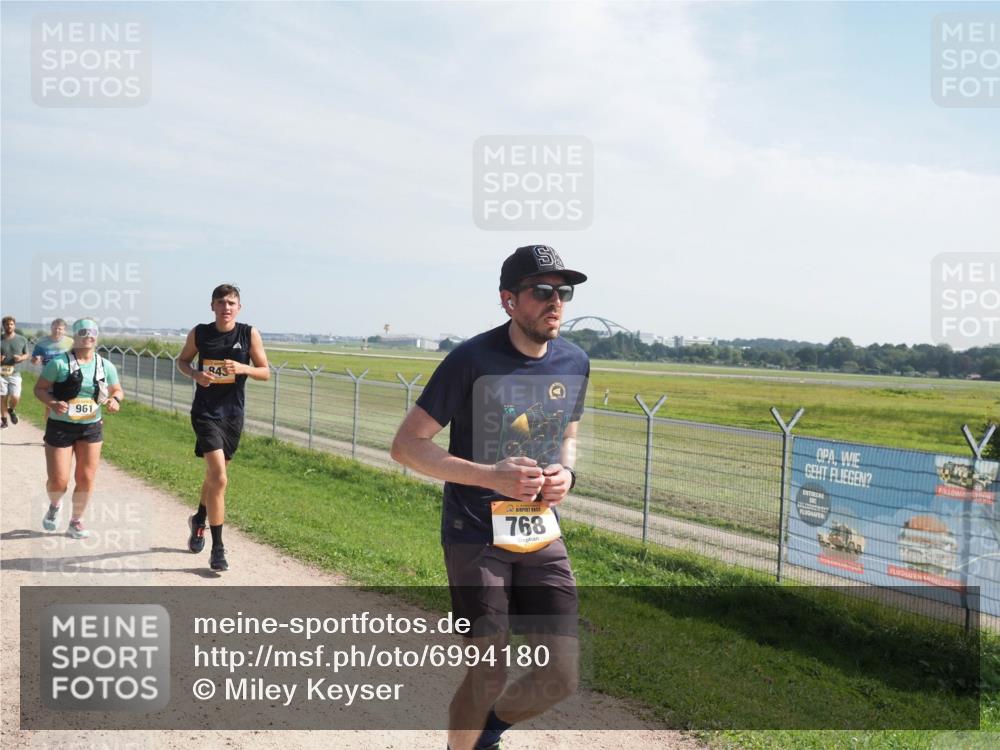 08.09.2024 - Airport Race Miley Keyser http://msf.ph/oto/6994180 08.09.2024 12:15:01 Laufen OLYMPUS, DIGITAL, CAMERA meine-sportfotos.de