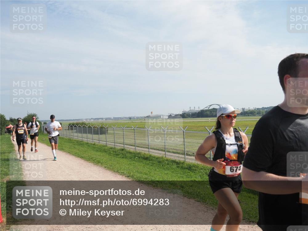 08.09.2024 - Airport Race Miley Keyser http://msf.ph/oto/6994283 08.09.2024 12:15:07 Laufen OLYMPUS, DIGITAL, CAMERA meine-sportfotos.de