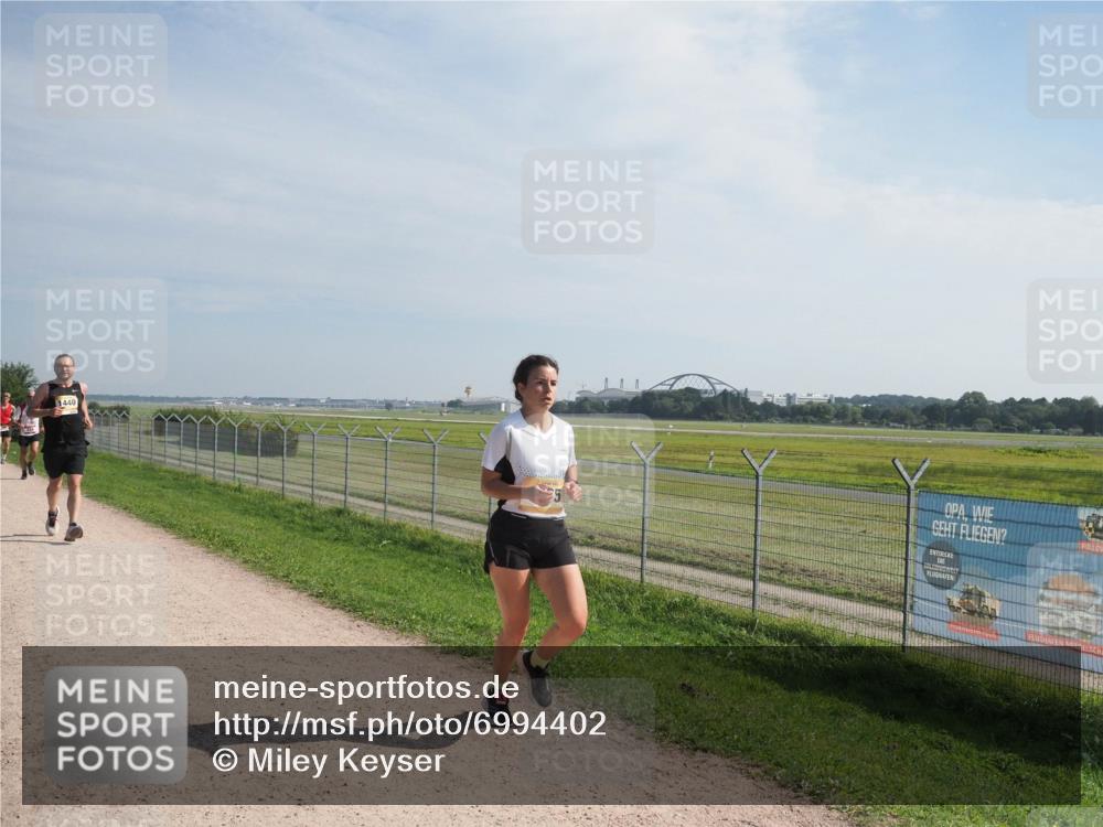 08.09.2024 - Airport Race Miley Keyser http://msf.ph/oto/6994402 08.09.2024 12:15:19 Laufen OLYMPUS, DIGITAL, CAMERA meine-sportfotos.de
