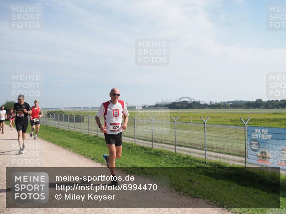 08.09.2024 - Airport Race Miley Keyser http://msf.ph/oto/6994470 08.09.2024 12:15:25 Laufen OLYMPUS, DIGITAL, CAMERA meine-sportfotos.de