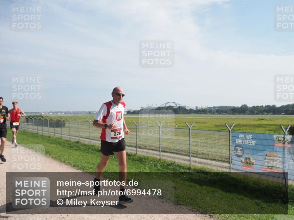 08.09.2024 - Airport Race Miley Keyser http://msf.ph/oto/6994478 08.09.2024 12:15:26 Laufen OLYMPUS, DIGITAL, CAMERA meine-sportfotos.de