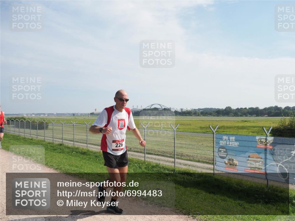 08.09.2024 - Airport Race Miley Keyser http://msf.ph/oto/6994483 08.09.2024 12:15:26 Laufen OLYMPUS, DIGITAL, CAMERA meine-sportfotos.de