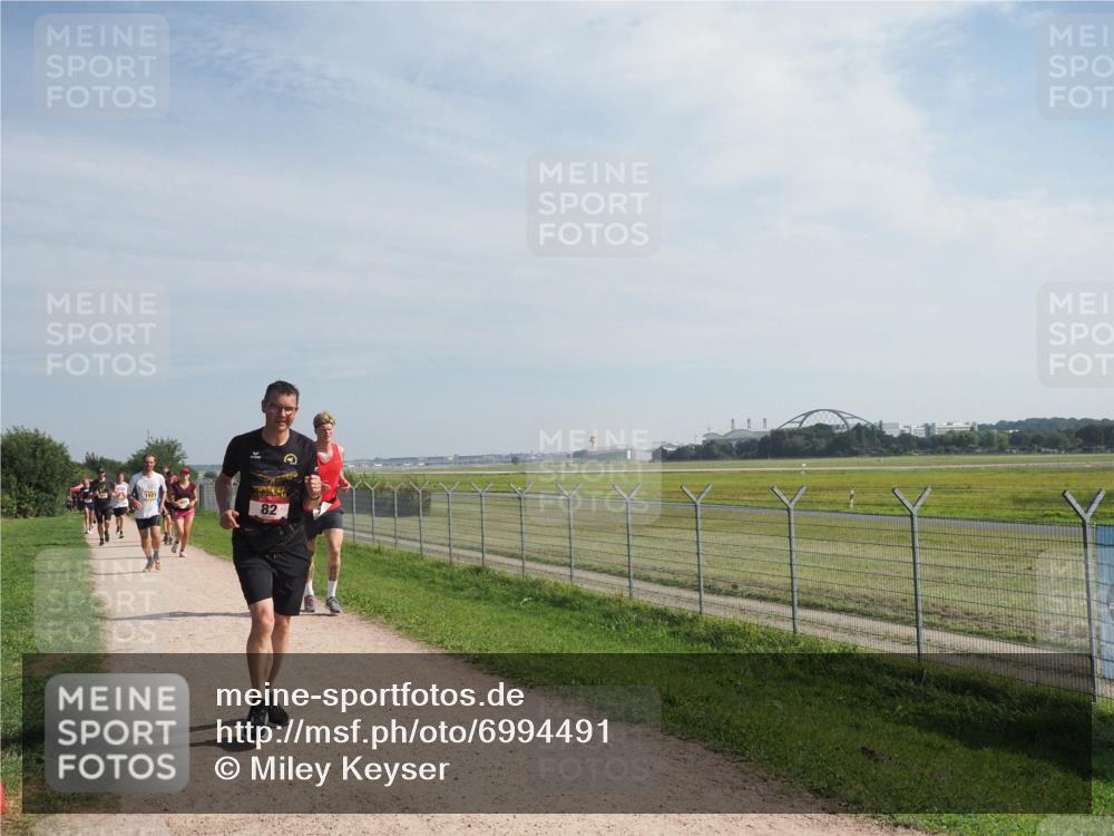 08.09.2024 - Airport Race Miley Keyser http://msf.ph/oto/6994491 08.09.2024 12:15:27 Laufen OLYMPUS, DIGITAL, CAMERA meine-sportfotos.de