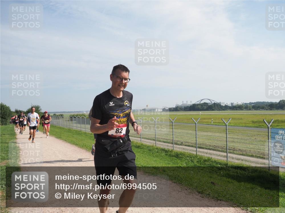 08.09.2024 - Airport Race Miley Keyser http://msf.ph/oto/6994505 08.09.2024 12:15:28 Laufen OLYMPUS, DIGITAL, CAMERA meine-sportfotos.de