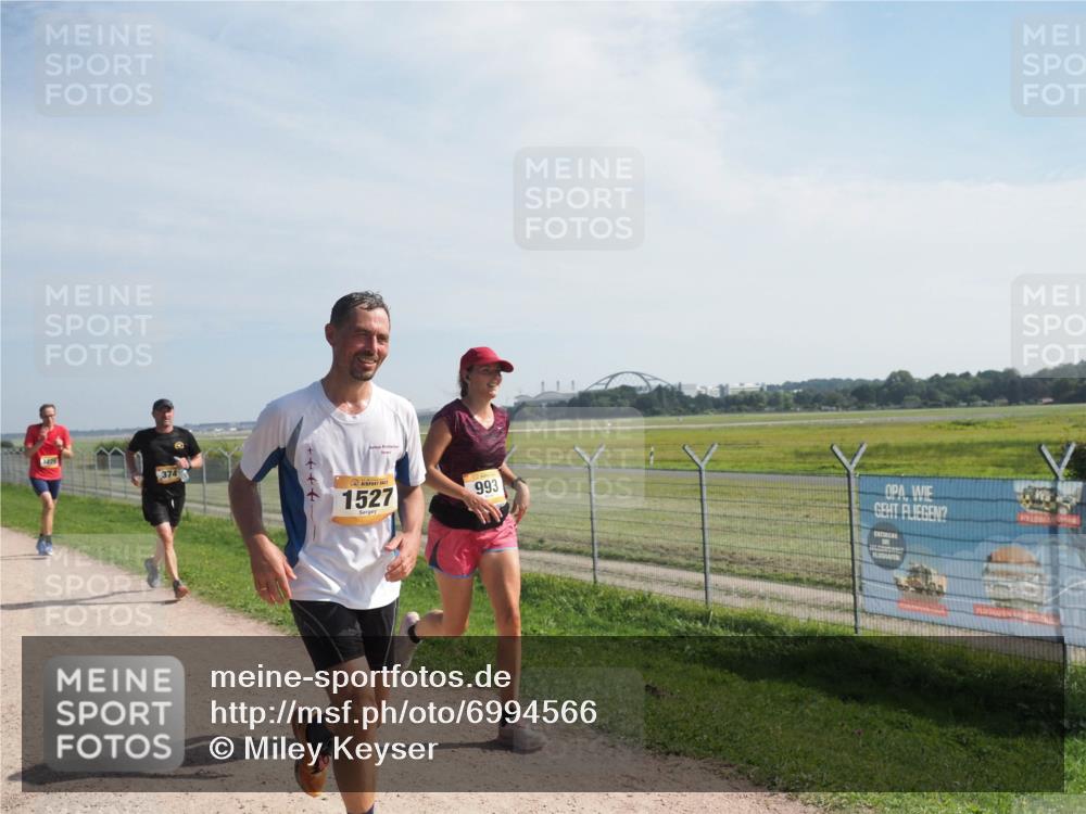 08.09.2024 - Airport Race Miley Keyser http://msf.ph/oto/6994566 08.09.2024 12:15:33 Laufen OLYMPUS, DIGITAL, CAMERA meine-sportfotos.de