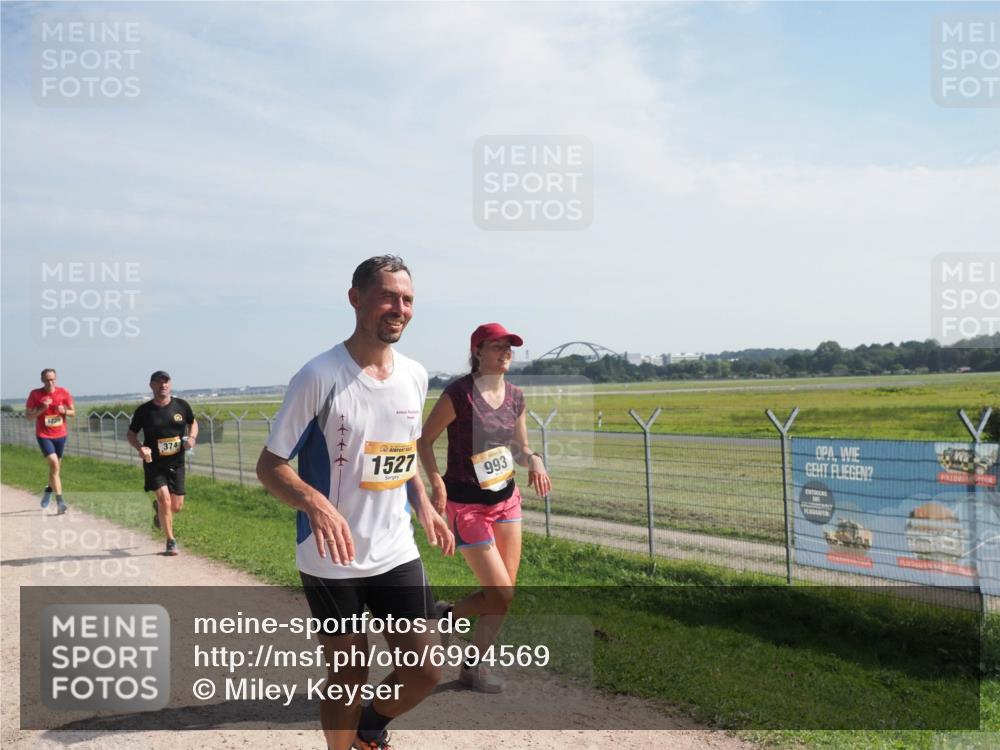 08.09.2024 - Airport Race Miley Keyser http://msf.ph/oto/6994569 08.09.2024 12:15:33 Laufen OLYMPUS, DIGITAL, CAMERA meine-sportfotos.de