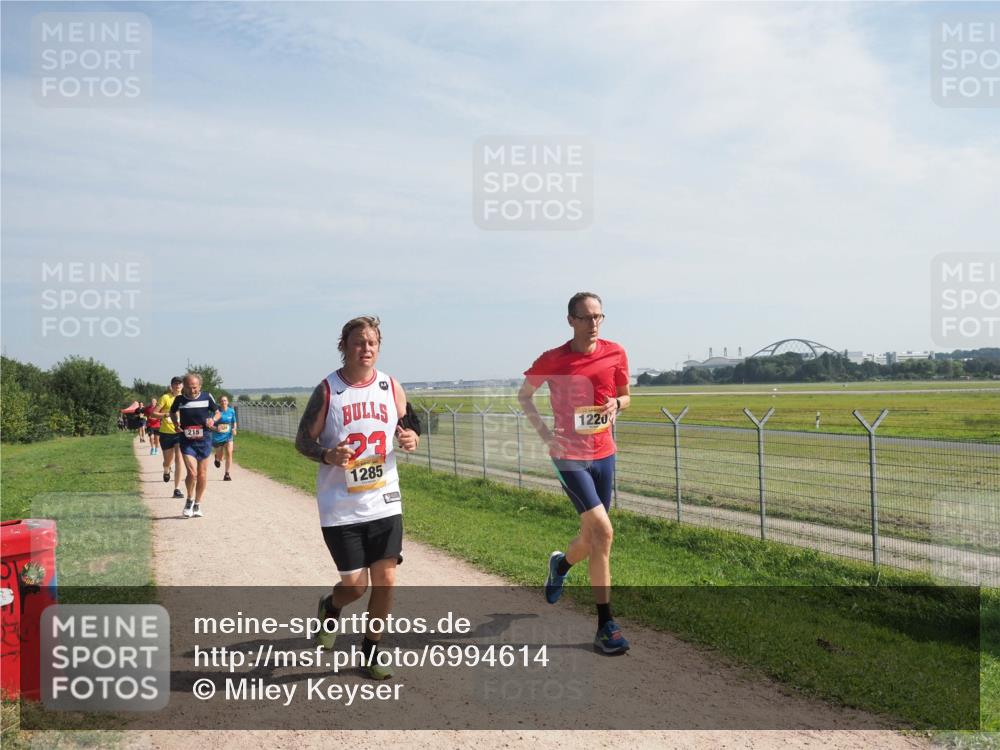 08.09.2024 - Airport Race Miley Keyser http://msf.ph/oto/6994614 08.09.2024 12:15:36 Laufen OLYMPUS, DIGITAL, CAMERA meine-sportfotos.de