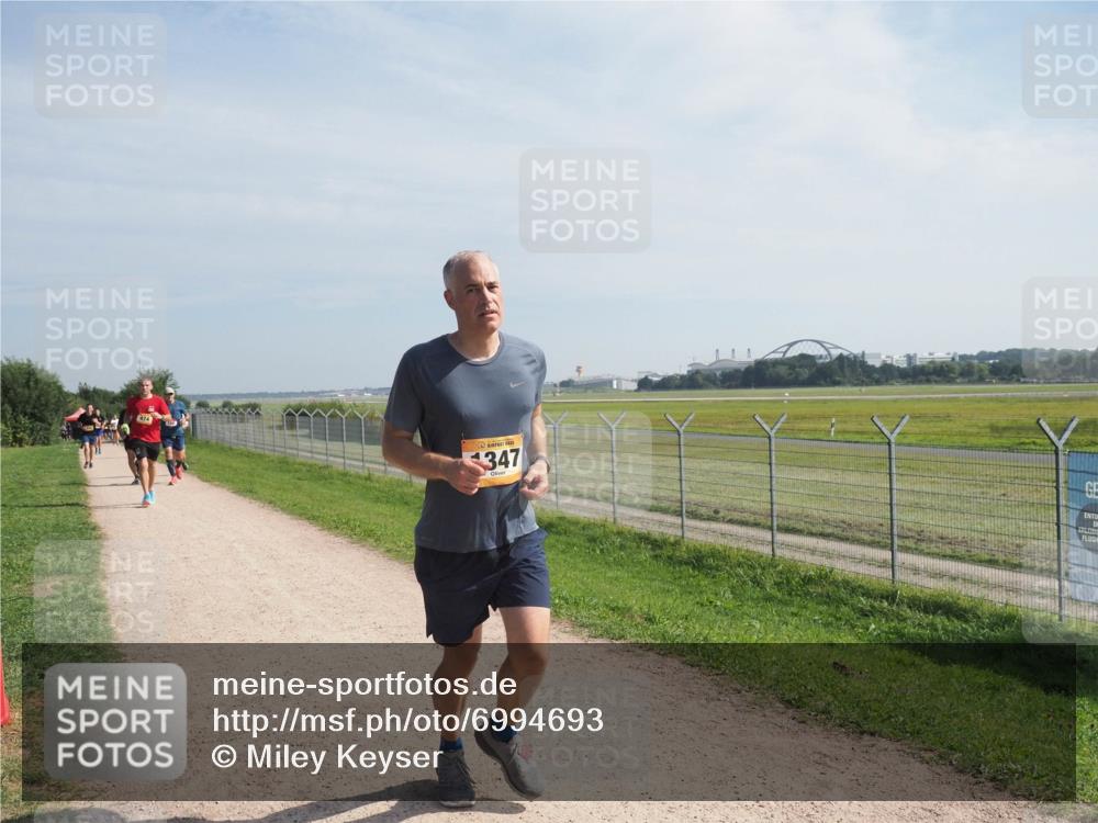 08.09.2024 - Airport Race Miley Keyser http://msf.ph/oto/6994693 08.09.2024 12:15:42 Laufen OLYMPUS, DIGITAL, CAMERA meine-sportfotos.de