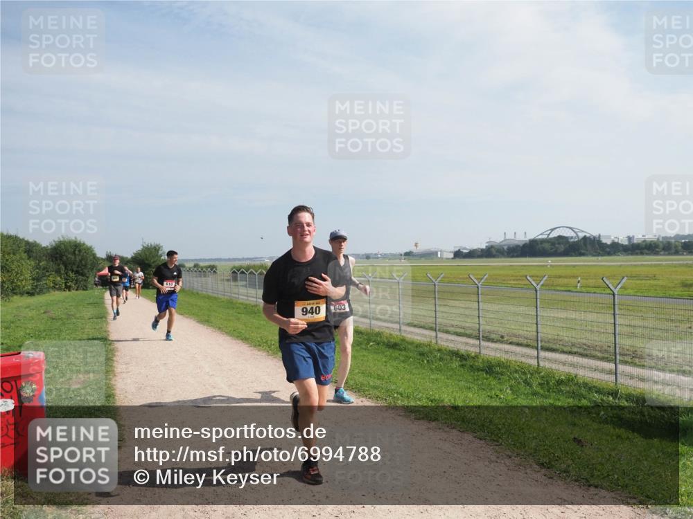 08.09.2024 - Airport Race Miley Keyser http://msf.ph/oto/6994788 08.09.2024 12:15:52 Laufen OLYMPUS, DIGITAL, CAMERA meine-sportfotos.de