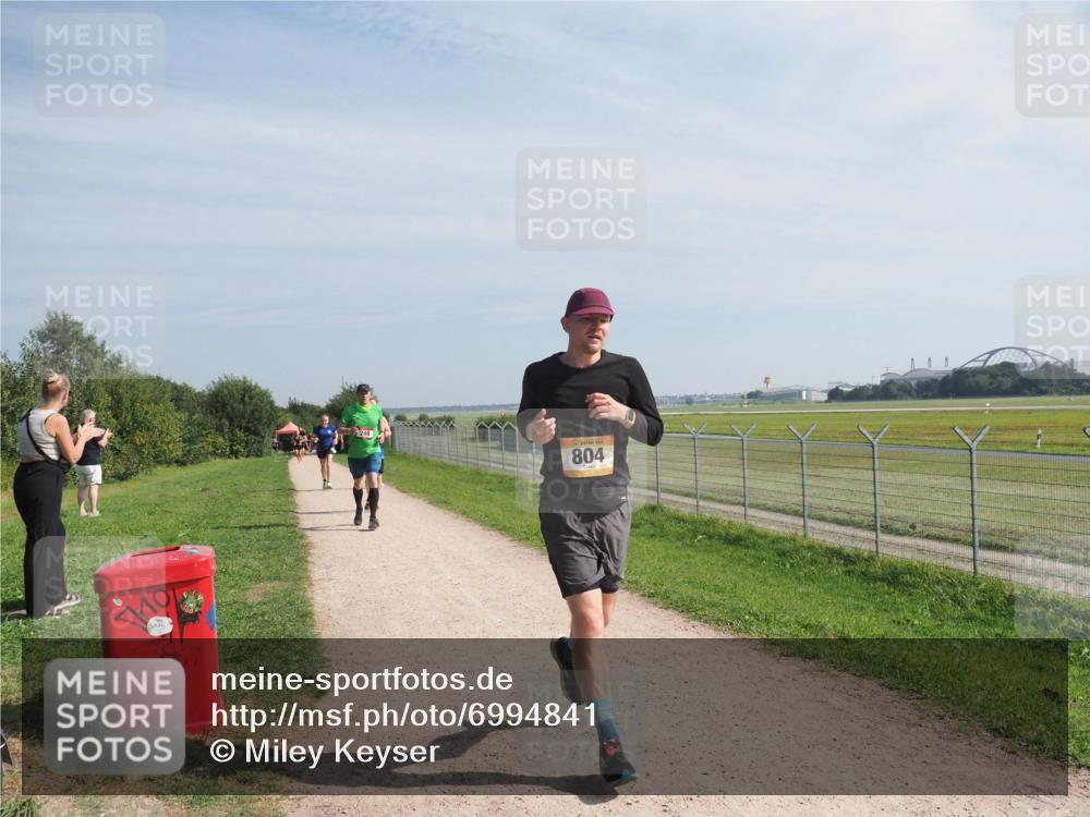 08.09.2024 - Airport Race Miley Keyser http://msf.ph/oto/6994841 08.09.2024 12:15:57 Laufen OLYMPUS, DIGITAL, CAMERA meine-sportfotos.de