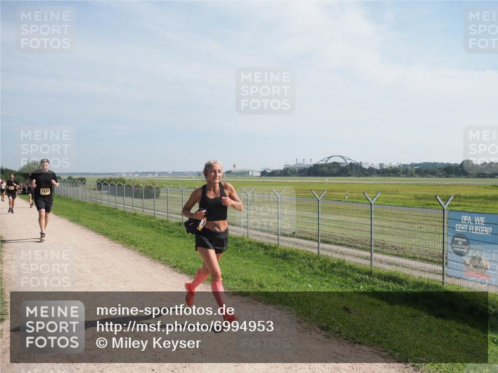08.09.2024 - Airport Race Miley Keyser http://msf.ph/oto/6994953 08.09.2024 12:16:13 Laufen OLYMPUS, DIGITAL, CAMERA meine-sportfotos.de