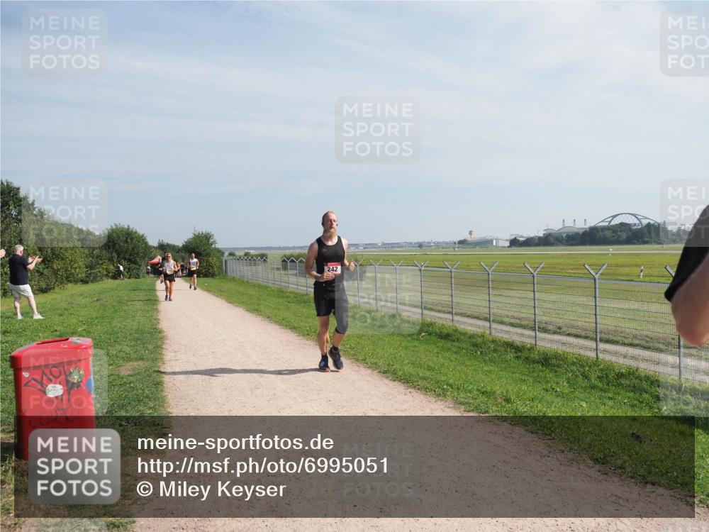 08.09.2024 - Airport Race Miley Keyser http://msf.ph/oto/6995051 08.09.2024 12:16:21 Laufen OLYMPUS, DIGITAL, CAMERA meine-sportfotos.de