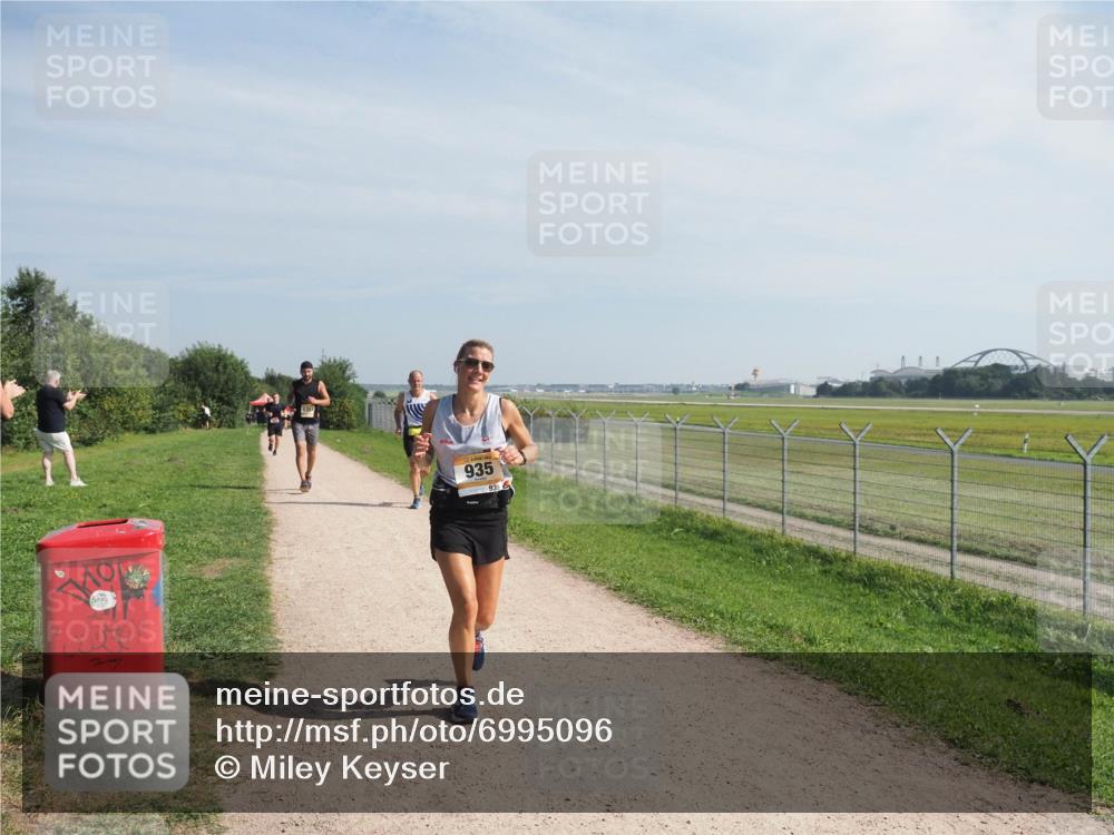 08.09.2024 - Airport Race Miley Keyser http://msf.ph/oto/6995096 08.09.2024 12:16:28 Laufen OLYMPUS, DIGITAL, CAMERA meine-sportfotos.de