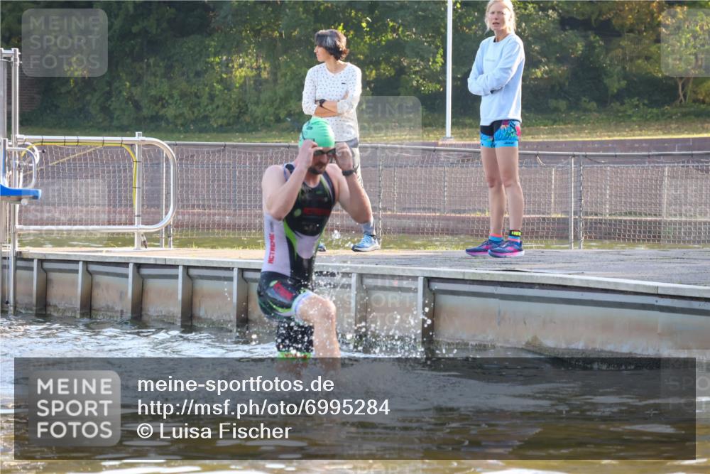08.09.2024 - Stadtparktriathlon Luisa Fischer http://msf.ph/oto/6995284 08.09.2024 08:44:53 Schwimmen 69 meine-sportfotos.de
