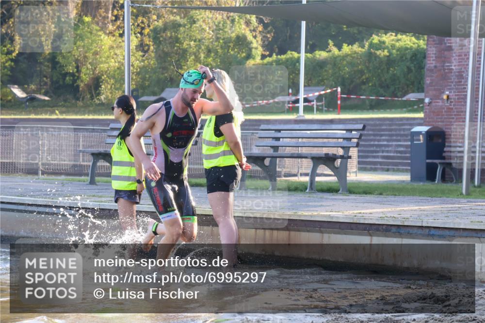 08.09.2024 - Stadtparktriathlon Luisa Fischer http://msf.ph/oto/6995297 08.09.2024 08:44:55 Schwimmen 69 meine-sportfotos.de