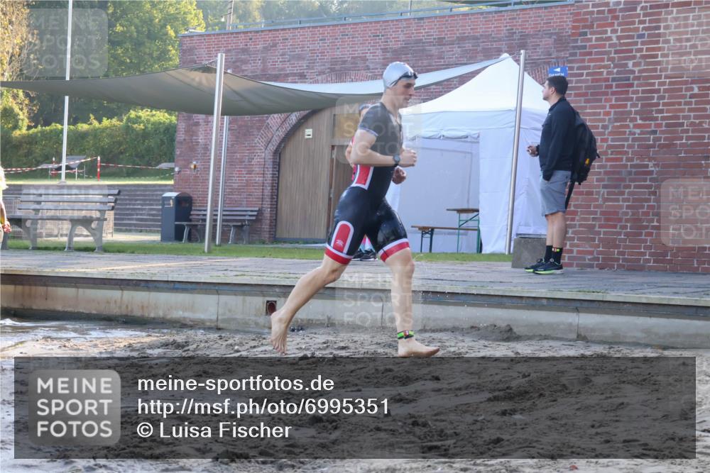 08.09.2024 - Stadtparktriathlon Luisa Fischer http://msf.ph/oto/6995351 08.09.2024 08:45:12 Schwimmen 53, 87 meine-sportfotos.de