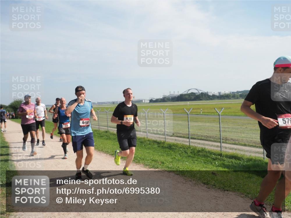 08.09.2024 - Airport Race Miley Keyser http://msf.ph/oto/6995380 08.09.2024 12:17:03 Laufen OLYMPUS, DIGITAL, CAMERA meine-sportfotos.de