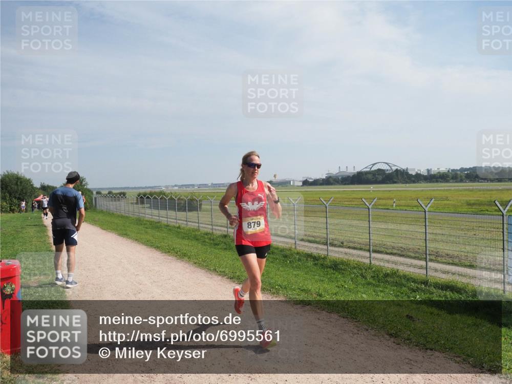 08.09.2024 - Airport Race Miley Keyser http://msf.ph/oto/6995561 08.09.2024 12:17:24 Laufen OLYMPUS, DIGITAL, CAMERA meine-sportfotos.de