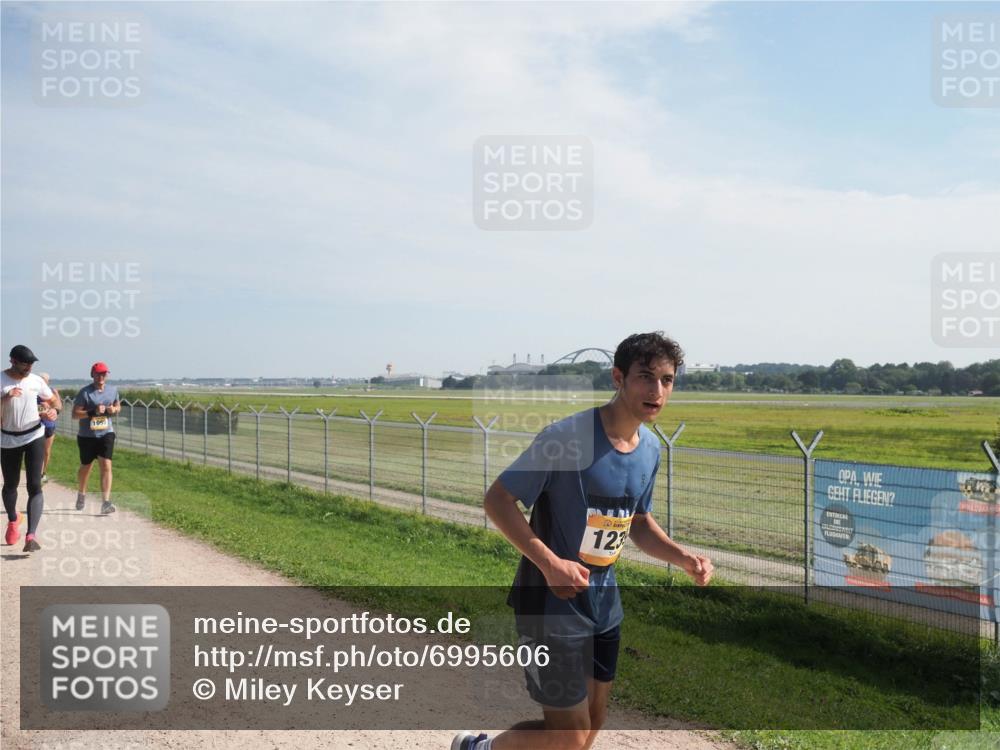 08.09.2024 - Airport Race Miley Keyser http://msf.ph/oto/6995606 08.09.2024 12:17:29 Laufen OLYMPUS, DIGITAL, CAMERA meine-sportfotos.de