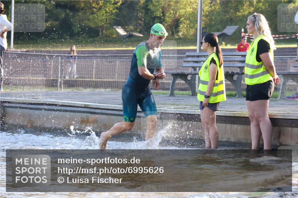 08.09.2024 - Stadtparktriathlon Luisa Fischer http://msf.ph/oto/6995626 08.09.2024 08:46:21 Schwimmen 1, 34, 62, 71 meine-sportfotos.de