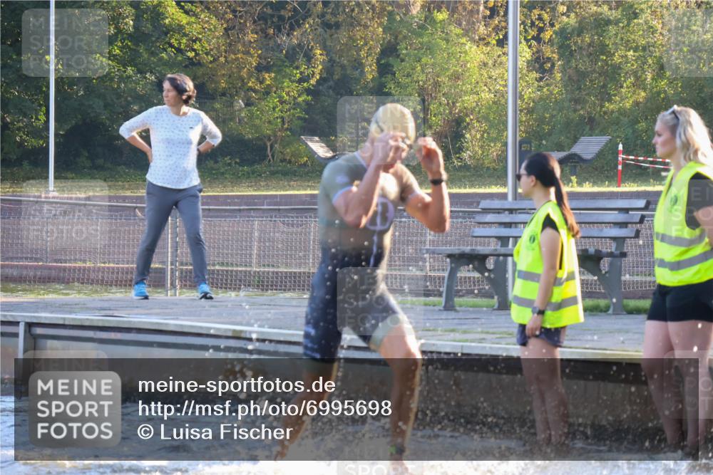 08.09.2024 - Stadtparktriathlon Luisa Fischer http://msf.ph/oto/6995698 08.09.2024 08:46:35 Schwimmen 19, 22, 26, 34, 47, 50, 68, 86 meine-sportfotos.de
