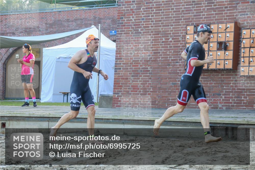 08.09.2024 - Stadtparktriathlon Luisa Fischer http://msf.ph/oto/6995725 08.09.2024 08:46:42 Schwimmen 19, 25, 26, 29, 33, 47, 50, 68, 77, 83, 86 meine-sportfotos.de