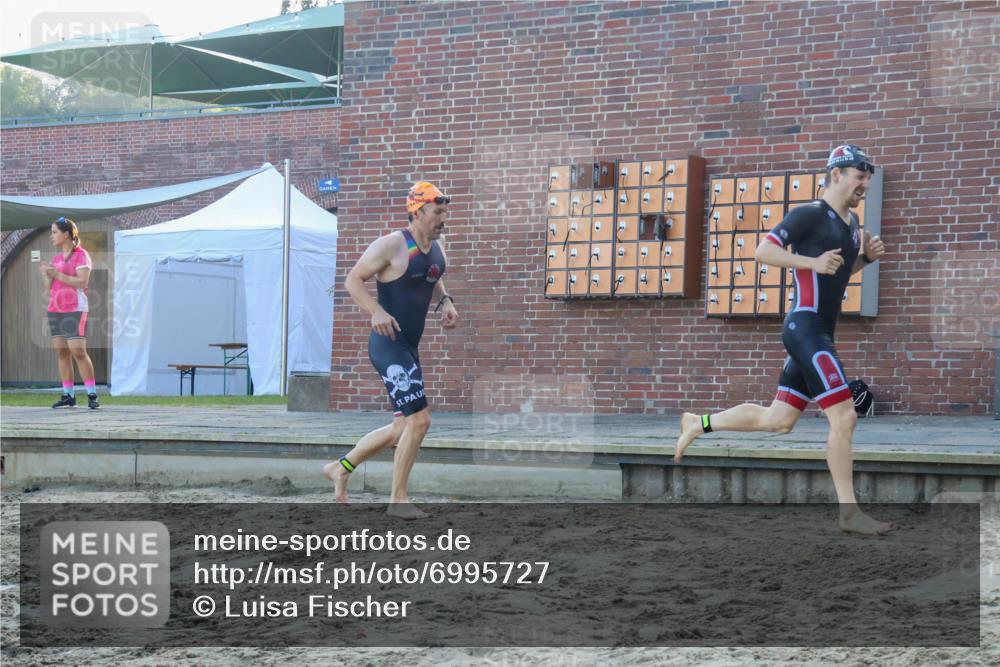08.09.2024 - Stadtparktriathlon Luisa Fischer http://msf.ph/oto/6995727 08.09.2024 08:46:42 Schwimmen 19, 25, 26, 29, 33, 47, 50, 68, 77, 83, 86 meine-sportfotos.de
