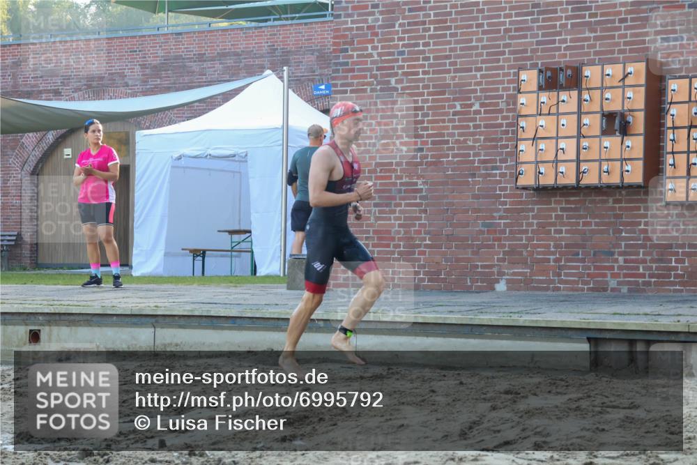 08.09.2024 - Stadtparktriathlon Luisa Fischer http://msf.ph/oto/6995792 08.09.2024 08:46:52 Schwimmen 20, 25, 29, 33, 48, 77, 83, 89 meine-sportfotos.de