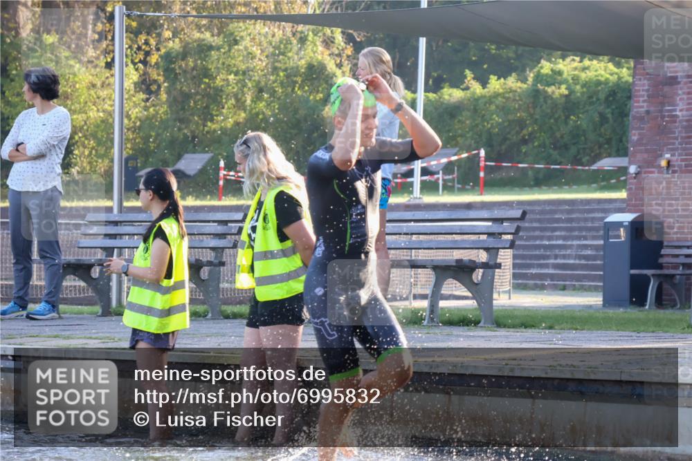 08.09.2024 - Stadtparktriathlon Luisa Fischer http://msf.ph/oto/6995832 08.09.2024 08:47:03 Schwimmen 3, 20, 78, 80, 89 meine-sportfotos.de