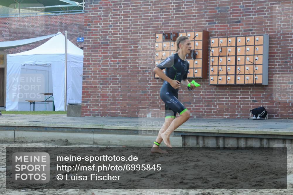 08.09.2024 - Stadtparktriathlon Luisa Fischer http://msf.ph/oto/6995845 08.09.2024 08:47:05 Schwimmen 3, 20, 78, 80, 89 meine-sportfotos.de