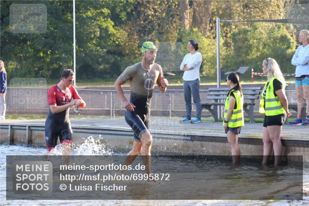 08.09.2024 - Stadtparktriathlon Luisa Fischer http://msf.ph/oto/6995872 08.09.2024 08:47:13 Schwimmen 39, 44, 78 meine-sportfotos.de